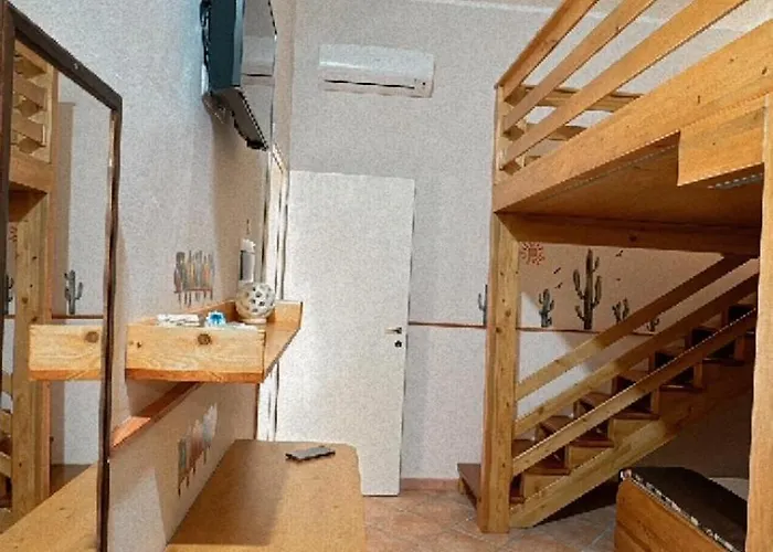 Alojamento de Acomodação e Pequeno-almoço A Lu Fanizza 4*